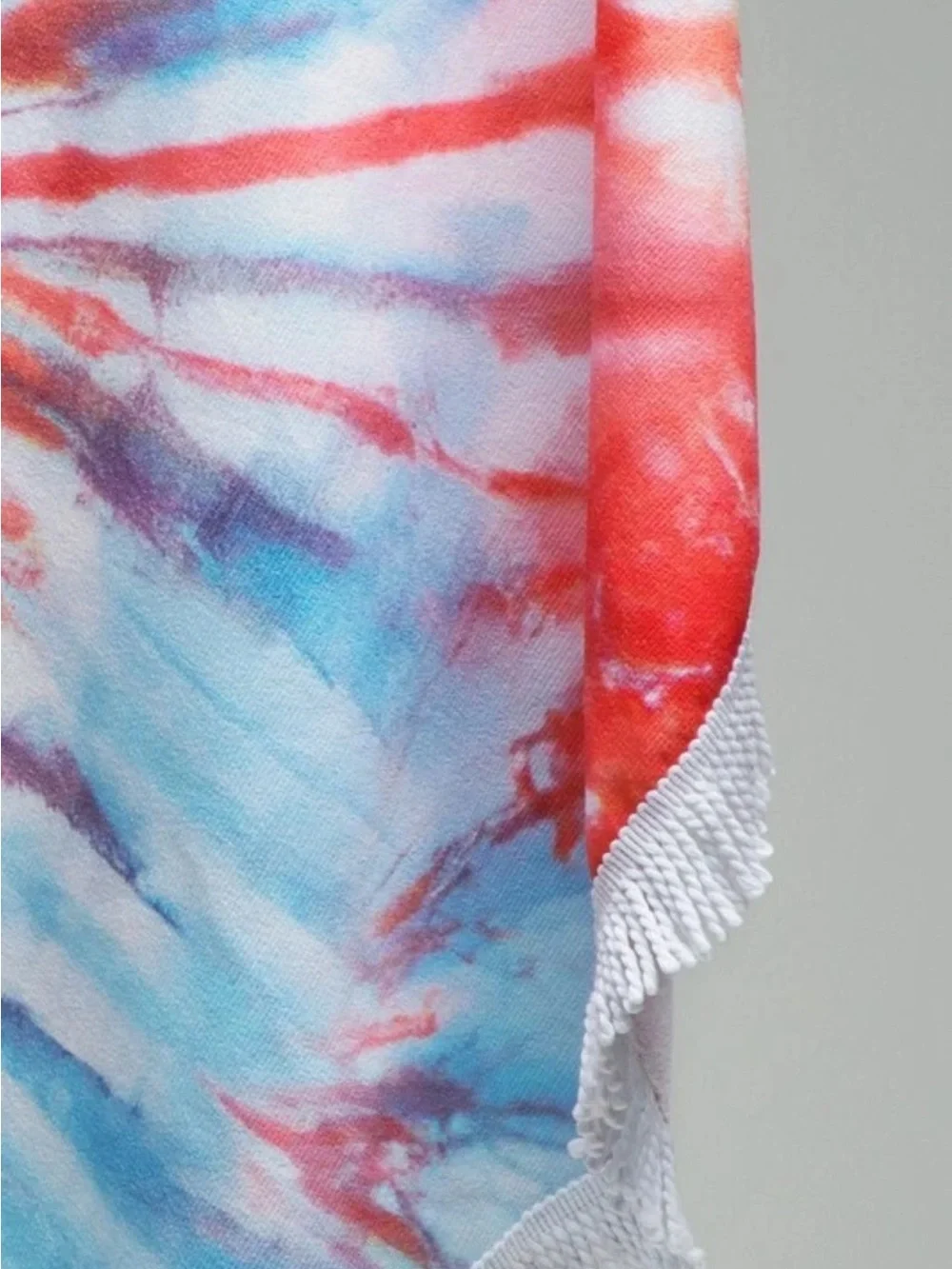 Round Tie-Dye Beach Throw Blanket/Towel - Multi-Color, NEW!